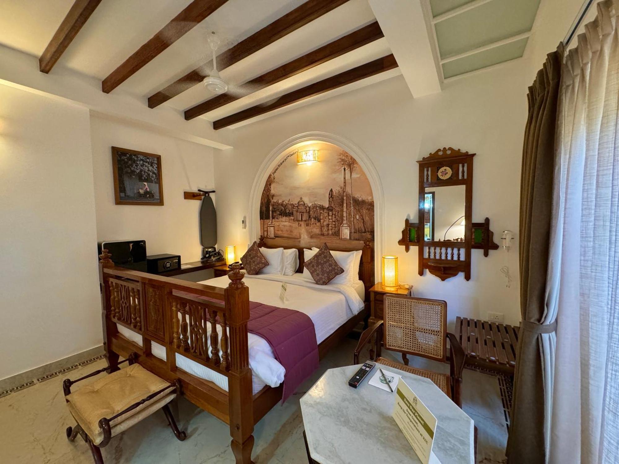 La Plage Seaview Suites Pondicherry Exteriör bild