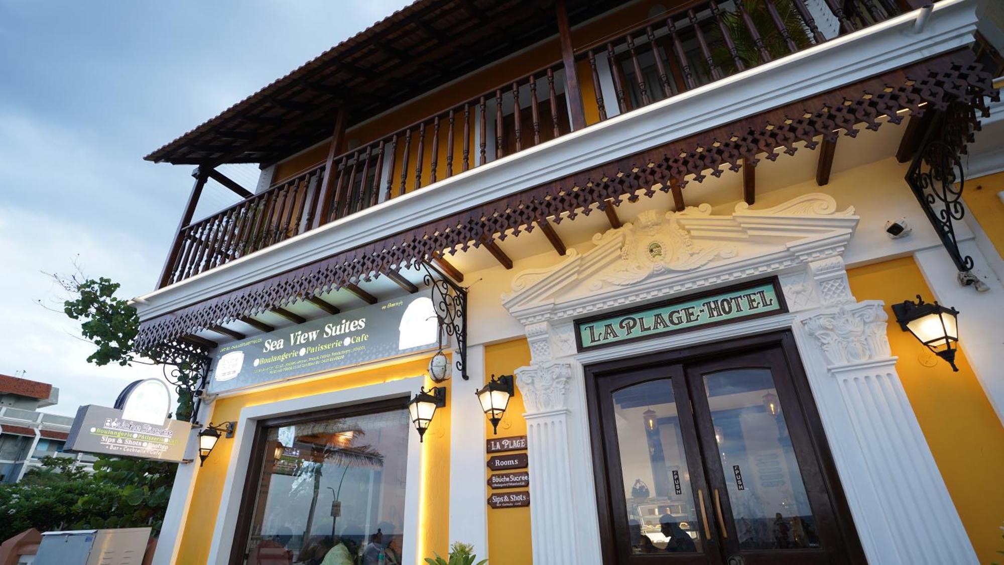 La Plage Seaview Suites Pondicherry Exteriör bild
